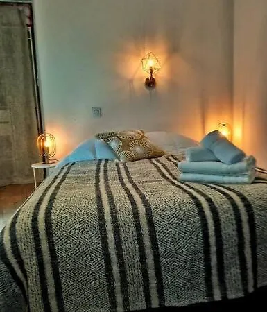 Emplacement N°1+terrasse Vue+cité+trivalle+clim Carcasona