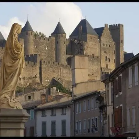 Emplacement N°1+terrasse Vue+cité+trivalle+clim *